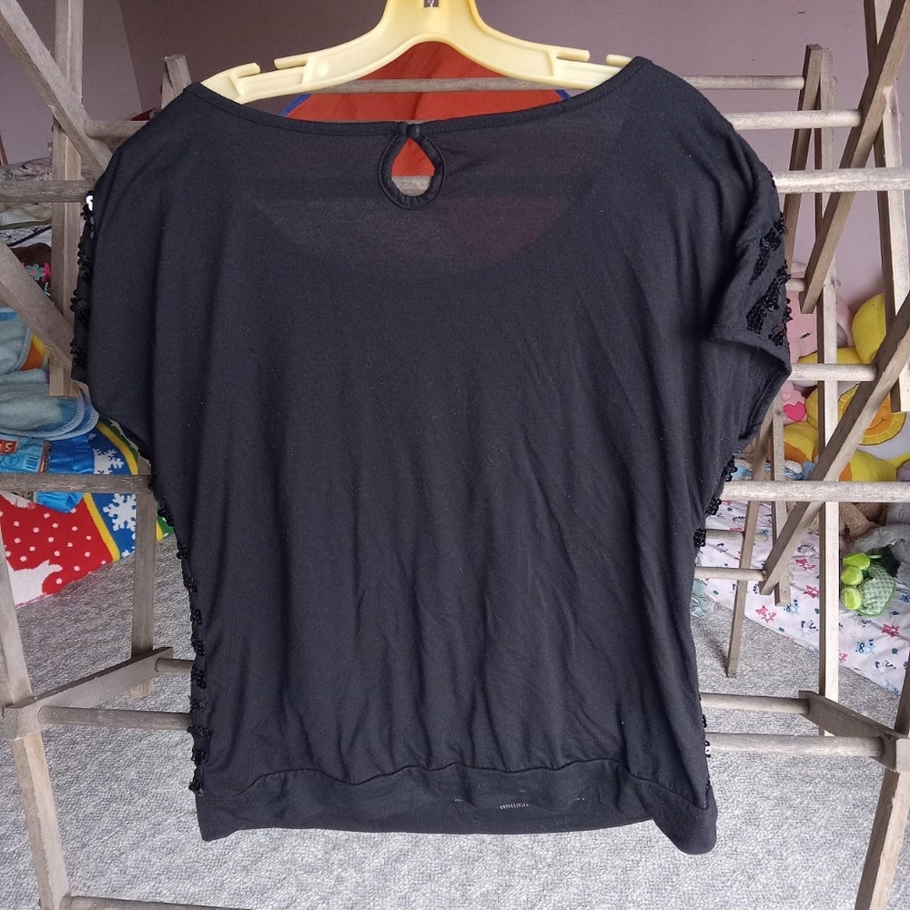 Shirt - Picture 2 of 4